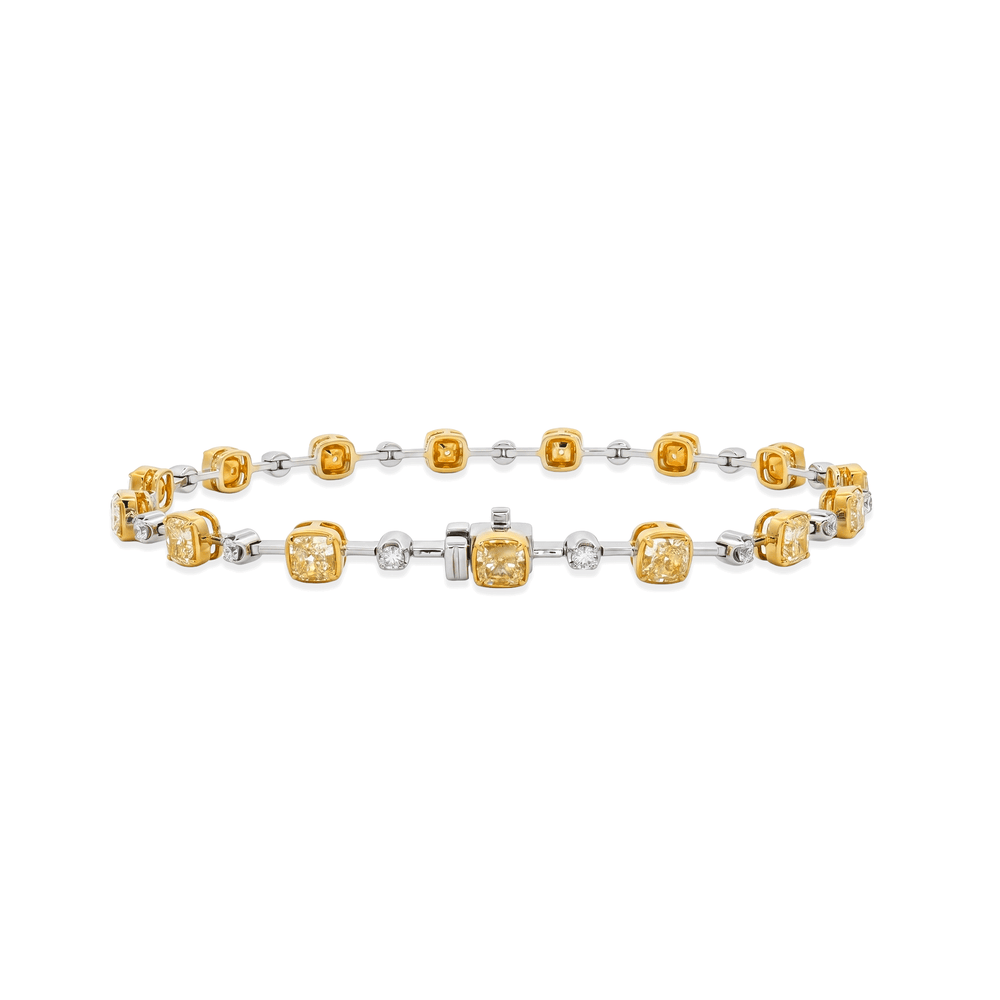 Natural Diamond Dual Aura Cushion-Round Diamond Bracelet