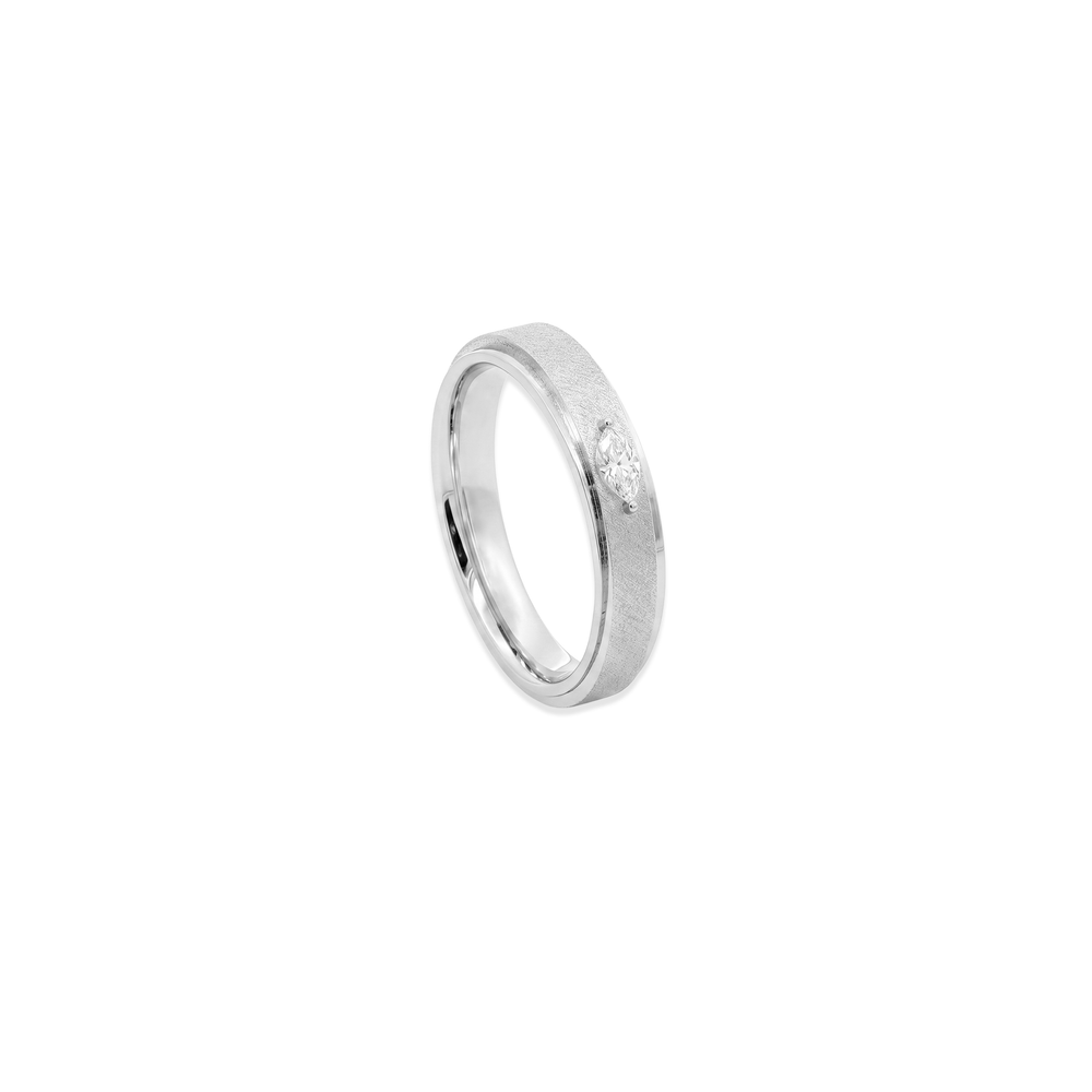 Marquise Signature Couple Bands – Platinum 900 with Natural Diamond
