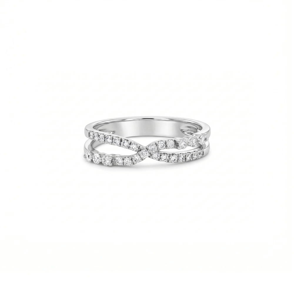 Eternal Twist Natural Diamond Ring in 18K Gold