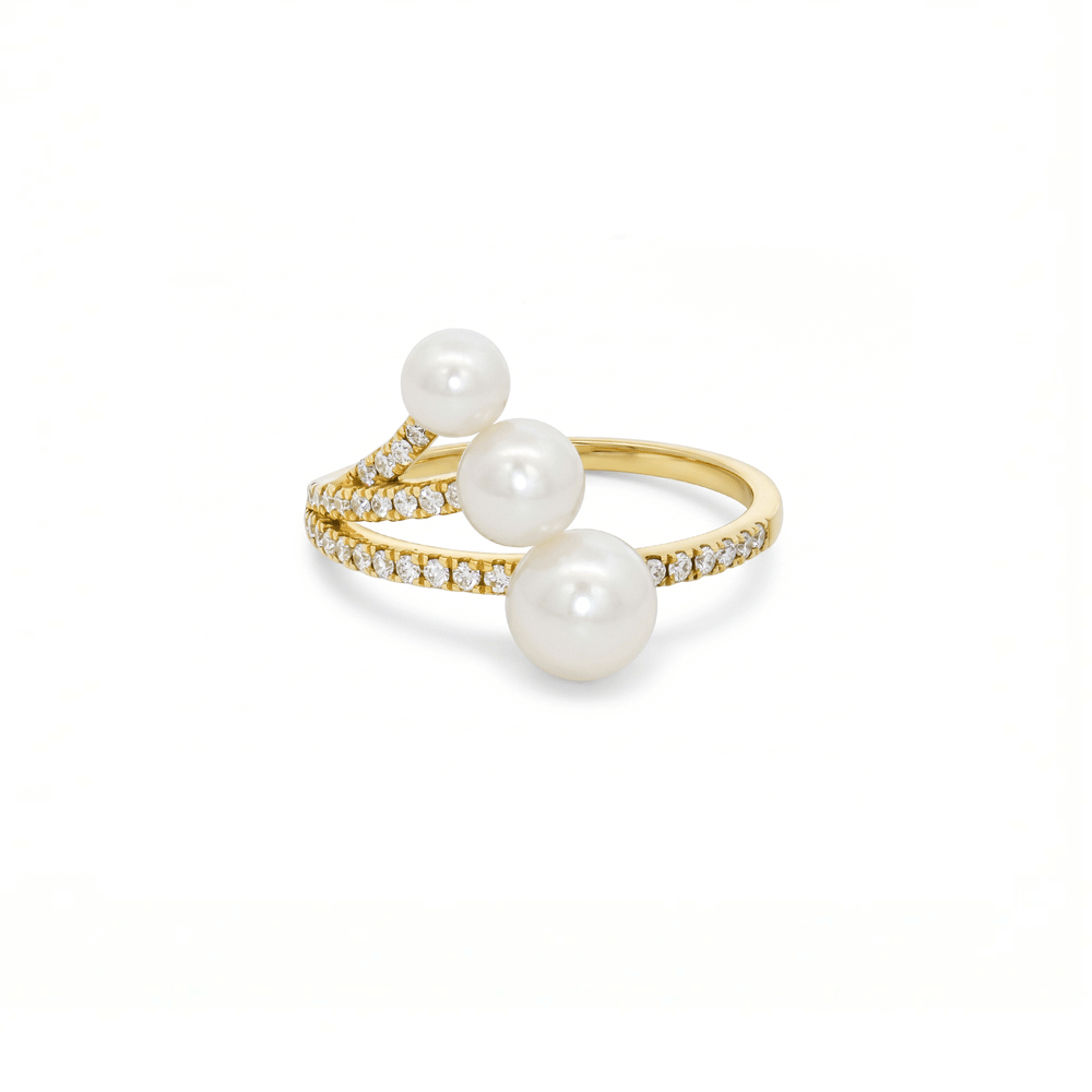 Trinity Pearl Diamond Ring in 18K Gold