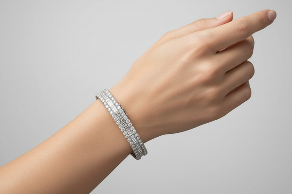 18K White Gold Diamond Tennis Bracelet | Flashy Jewellery hover