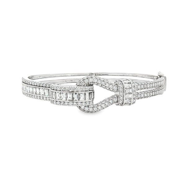 18K White Gold Diamond Bracelet – Contemporary Luxury Design
