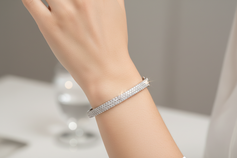 18K White Gold Diamond Bangle Bracelet | Flashy Jewellery