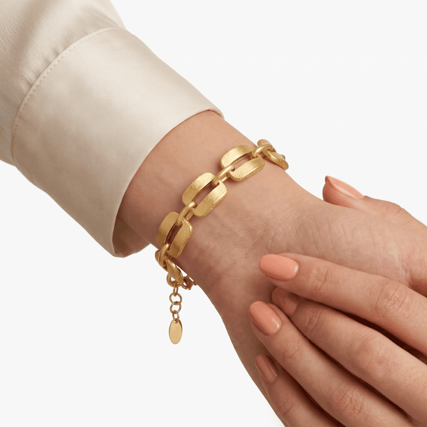 Gold Jewellery Bovo Matte-Shine Bracelet | 18K Gold Bracelet hover