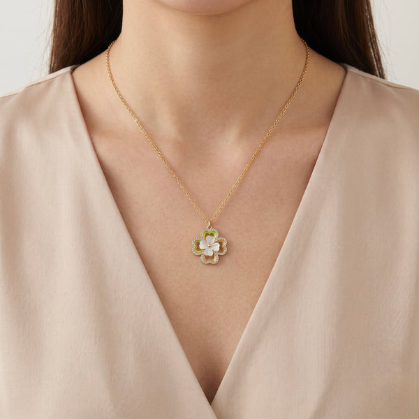 Gold Jewellery Lustre Bloom Clover Pendant hover