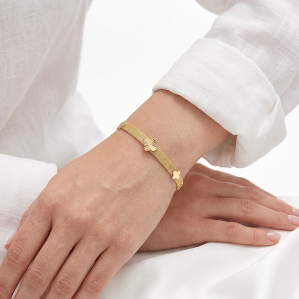 Golden Clover Radiance Bracelet hover