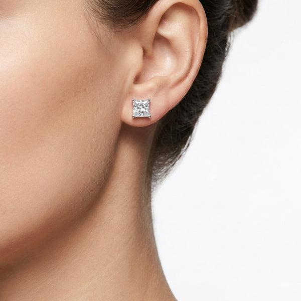 18K White Gold Natural Diamond Stud Earrings | Flashy hover