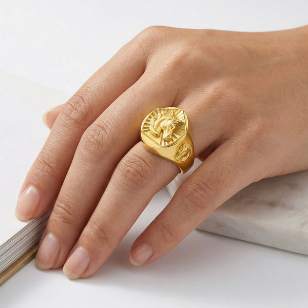 Gold Jewellery Sovereign Stallion Signet Mens Statement Ring – 18K Gold hover