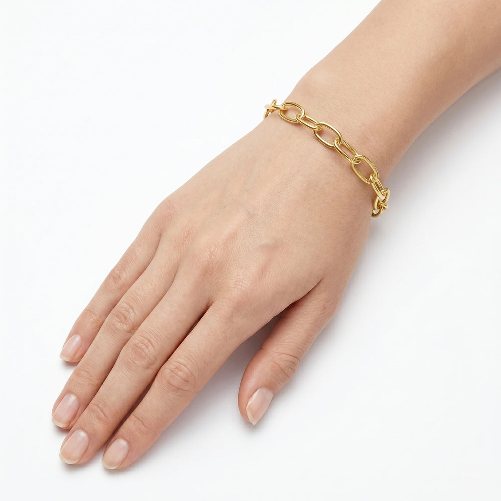 18K Gold High-Polish Bracelet – Elegant Luxury Design