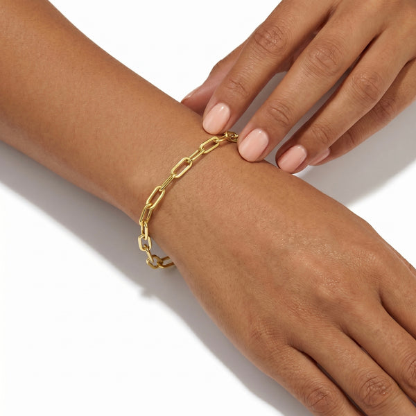 18K Gold Link Bracelet – Elegant High-Polish Luxury Chain hover