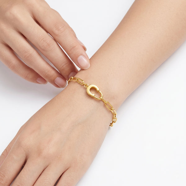 Gold Link Bracelet – 18K Luxury Chain Design hover