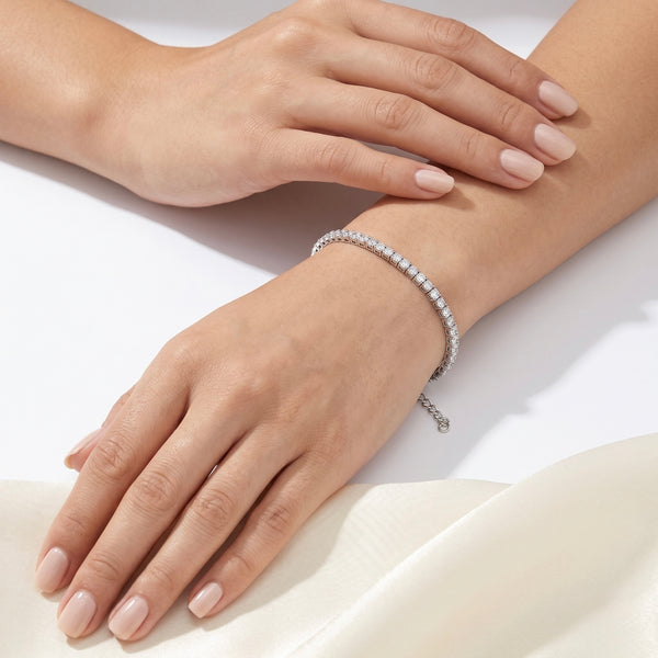 Natural Diamond Tennis Bracelet in 18K White Gold hover