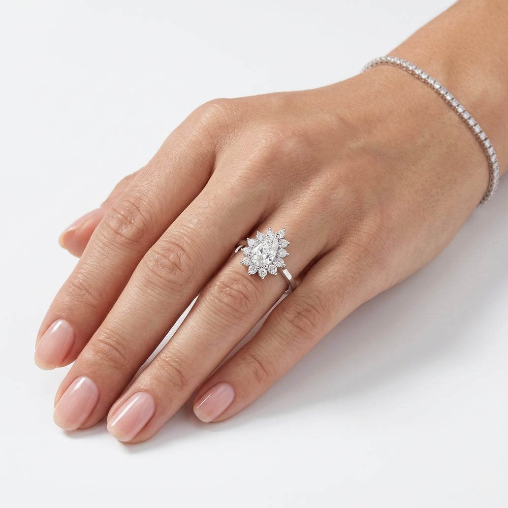 18K White Gold Natural Diamond Halo Engagement Ring