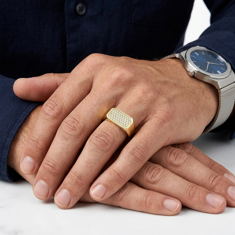 Natural Diamond Men’s Ring in 18K Yellow Gold | Flashy Jewellery