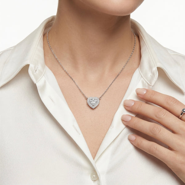 Natural Diamond Eternal Heart Diamond Pendant Necklace in 18K White Gold hover