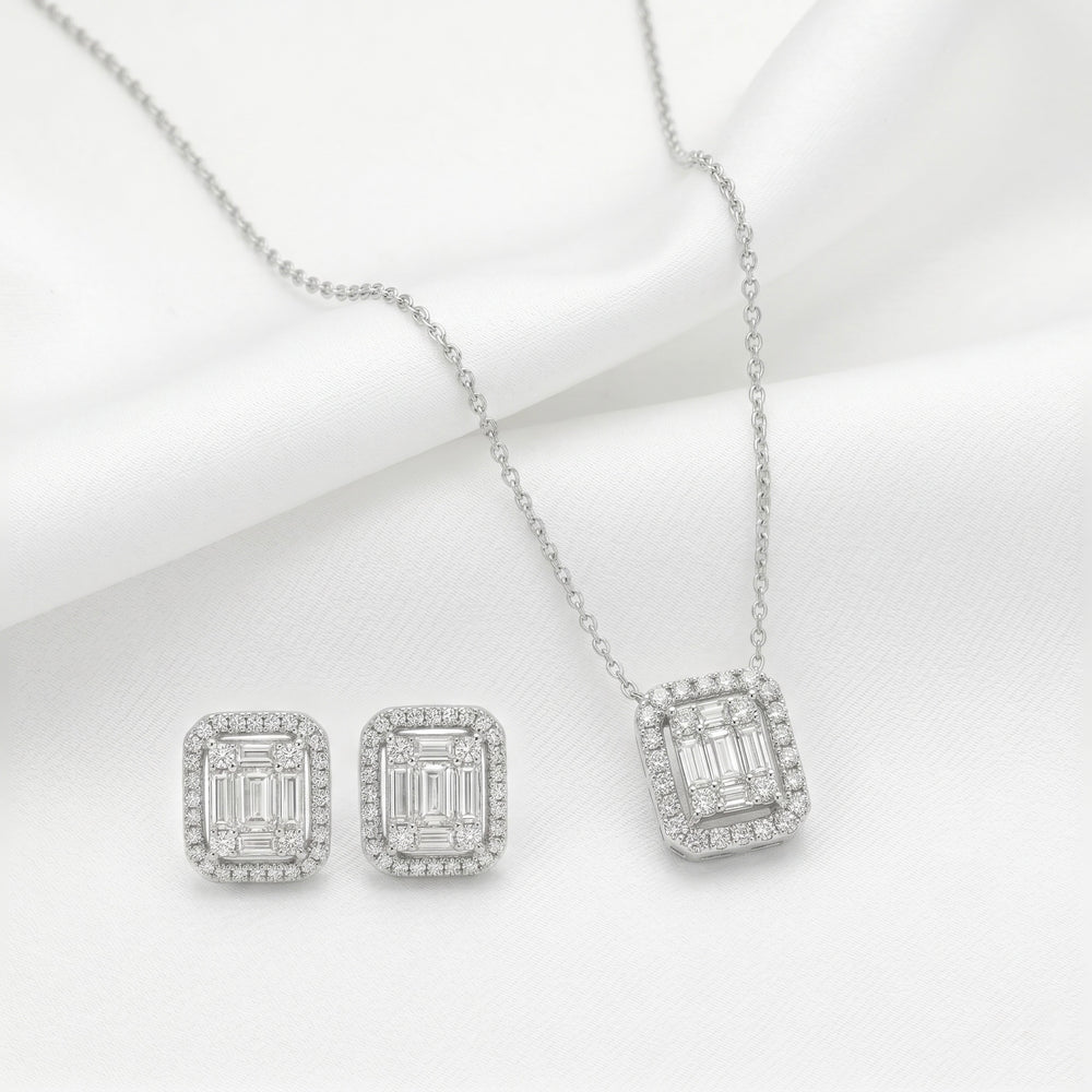 18K White Gold Natural Diamond Pendant & Earrings set