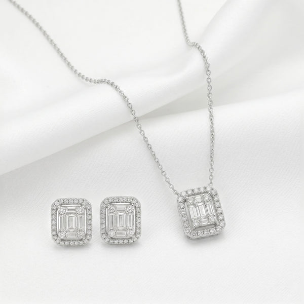 18K White Gold Natural Diamond Pendant & Earrings set