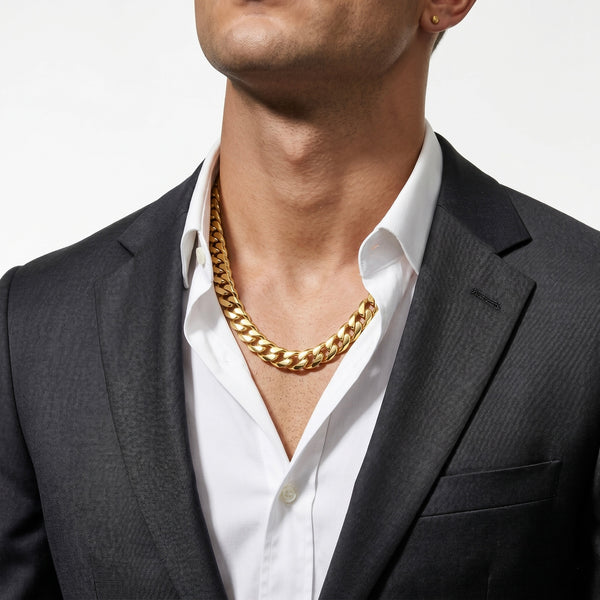 18k Gold Solid Cubain Chain – Luxury Dubai Jewellery hover