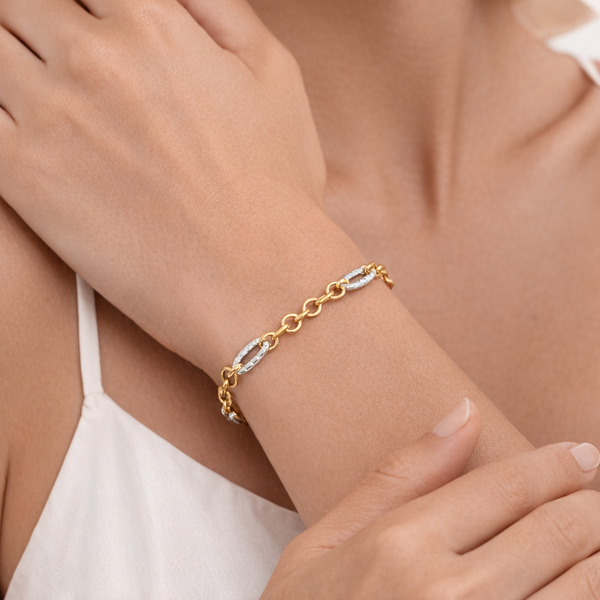 18K Gold Link Bracelet – Luxury High-Polish Gold Bracelet hover