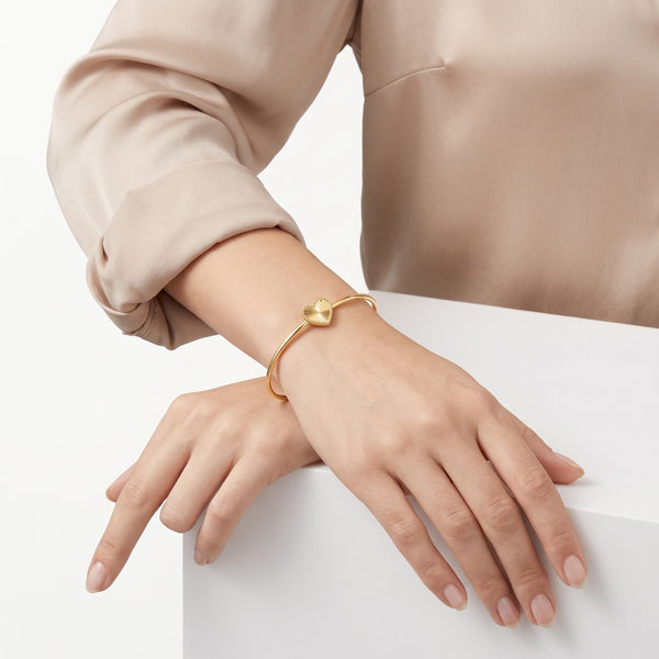 Heartline Gold Bangle – 18K Gold | Flashy Jewellery hover