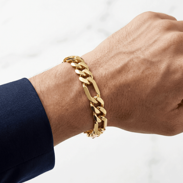 Gold Sovereign Link Gold Bracelet in 18K Gold hover