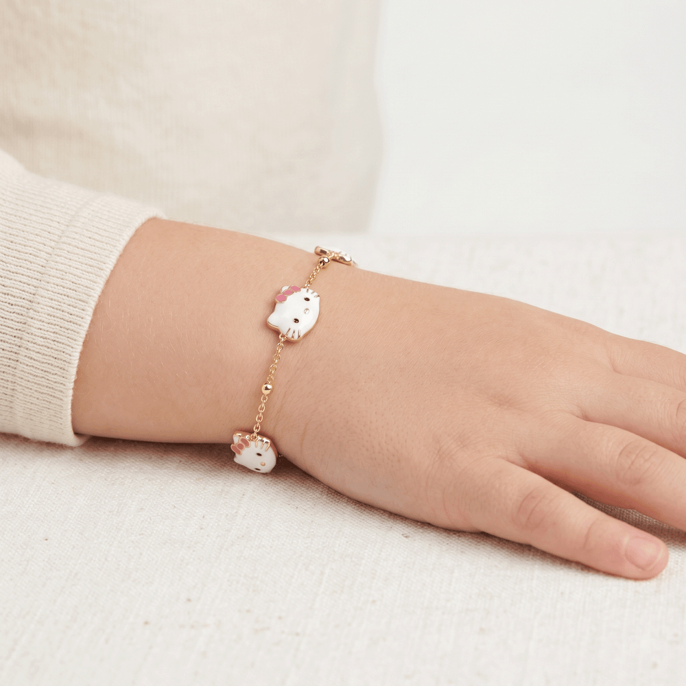 18K Gold Kid’s Bracelet – Elegant & Adjustable Design