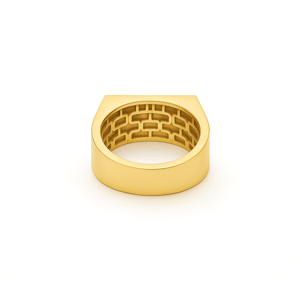 18K Gold Men’s Statement Ring – Bold Luxury Design