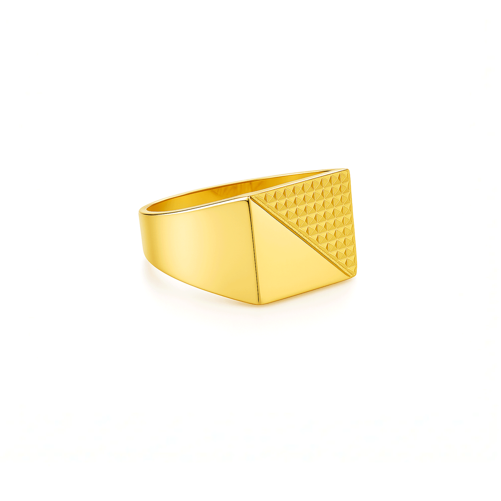 18K Gold Men’s Statement Ring – Bold Luxury Design