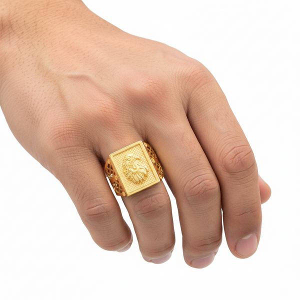 18K Yellow Gold Men’s Ring – Classic Luxury Statement hover
